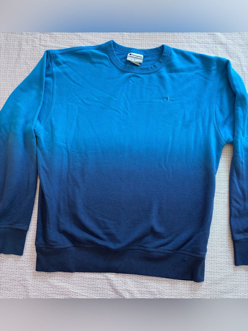 Champion Men's Blue Ombre Crewneck Sweatshirt - Teal to Navy